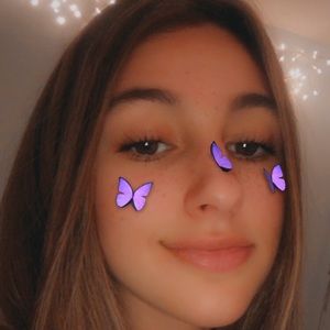 Meet your Posher, Ava